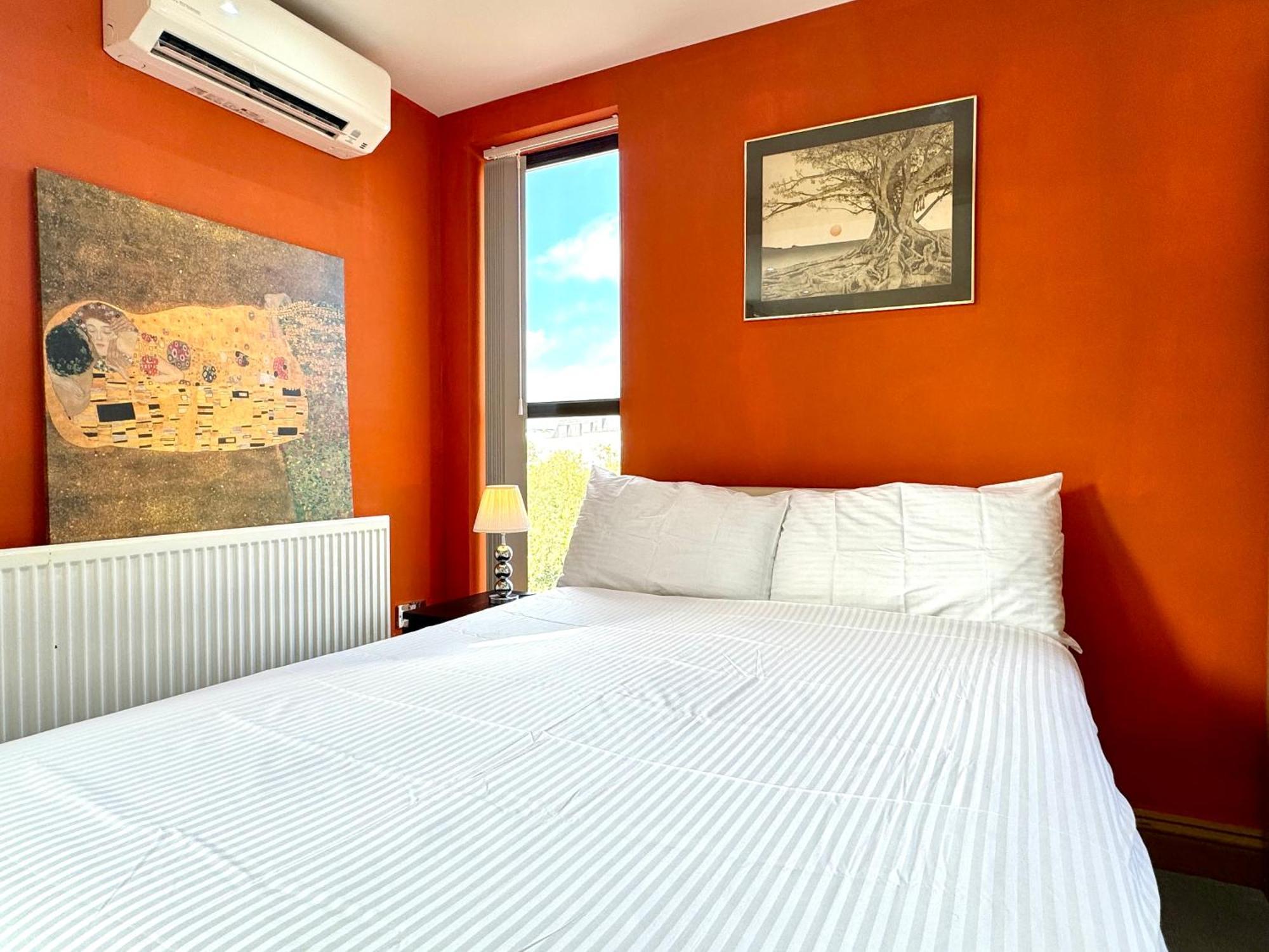 Chic 1 Bedroom Apartment Central London By Wild ภายนอก รูปภาพ